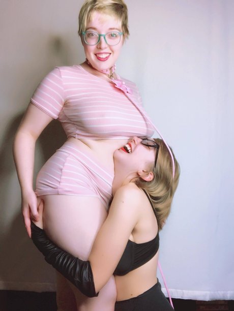 Nacktes geleaktes OnlyFans-Foto von Carmex