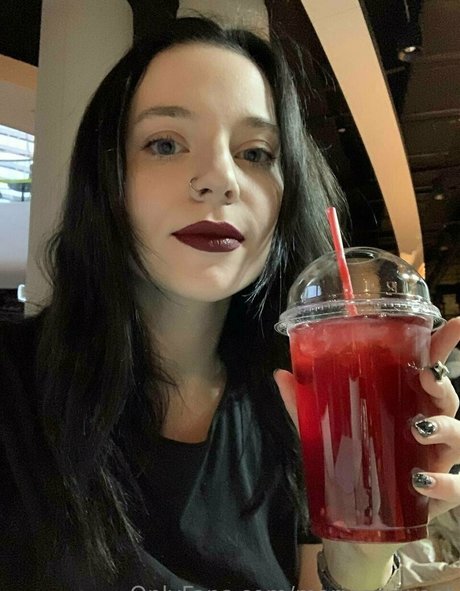 Nacktes geleaktes OnlyFans-Foto von Marie