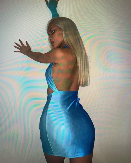 Nacktes geleaktes OnlyFans-Foto von Diakimeko