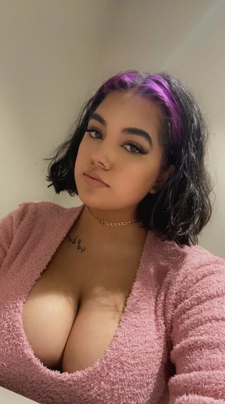 Nacktes geleaktes OnlyFans-Foto von Boa Hancock