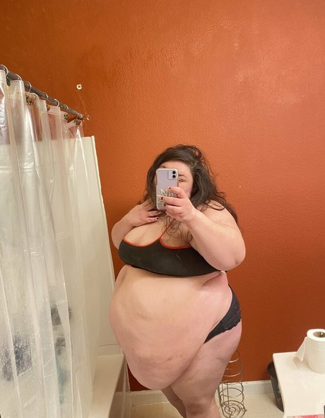 Nacktes geleaktes OnlyFans-Foto von Thicksadworld