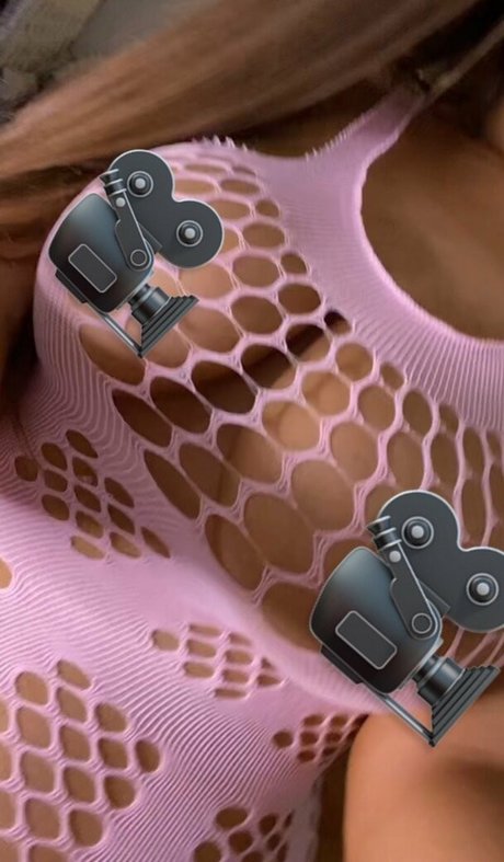 Nacktes geleaktes OnlyFans-Foto von Arabelladiaz