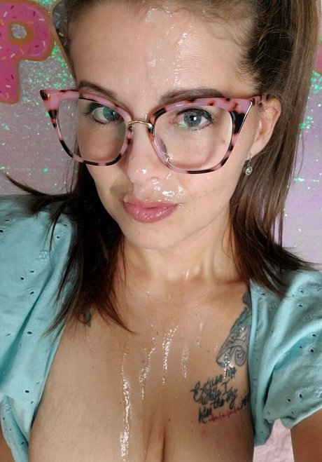 Nacktes geleaktes OnlyFans-Foto von Mamasmilfs