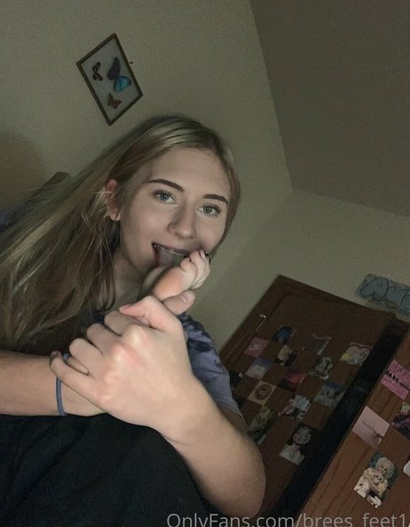 Nacktes geleaktes OnlyFans-Foto von Breesfeet1