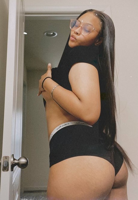 Nacktes geleaktes OnlyFans-Foto von Whoissapphic