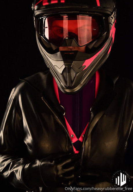 Heavyrubberette_free