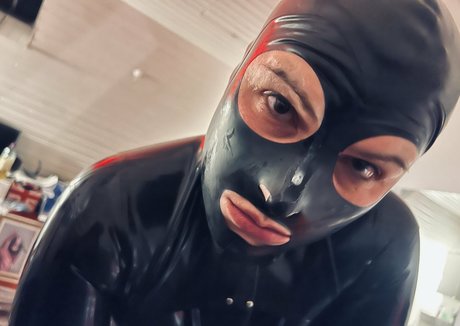 Heavyrubberette_free