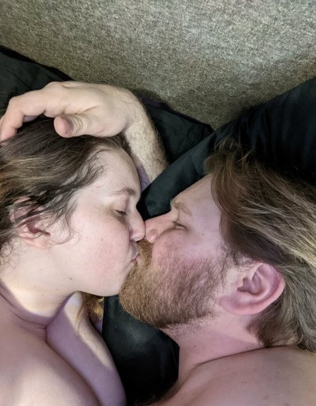 Nacktes geleaktes OnlyFans-Foto von Nerdynami