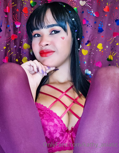 Nacktes geleaktes OnlyFans-Foto von Kathyasiatic