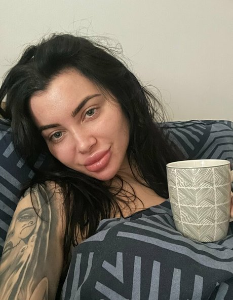 Nacktes geleaktes OnlyFans-Foto von Unholymary