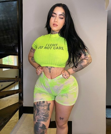 Nacktes geleaktes OnlyFans-Foto von Nyablu