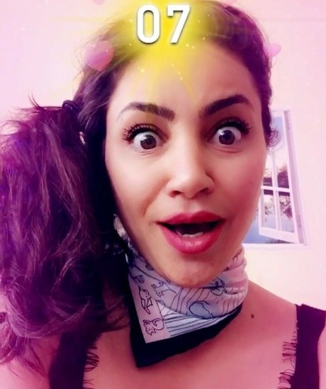 Nacktes geleaktes OnlyFans-Foto von Serpil Cansz