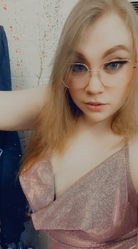 Nacktes geleaktes OnlyFans-Foto von Mistresskarly