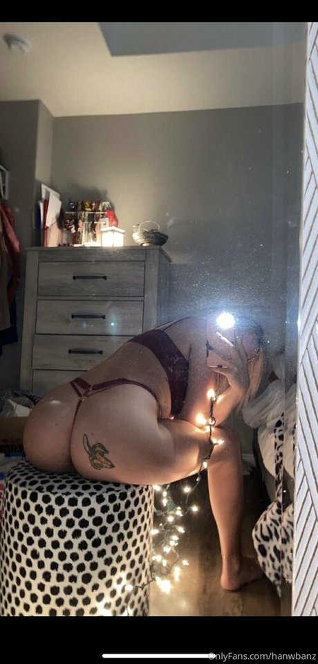 Nacktes geleaktes OnlyFans-Foto von Hanwbanz
