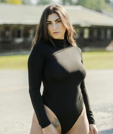 Nacktes geleaktes OnlyFans-Foto von Angela Amethyst
