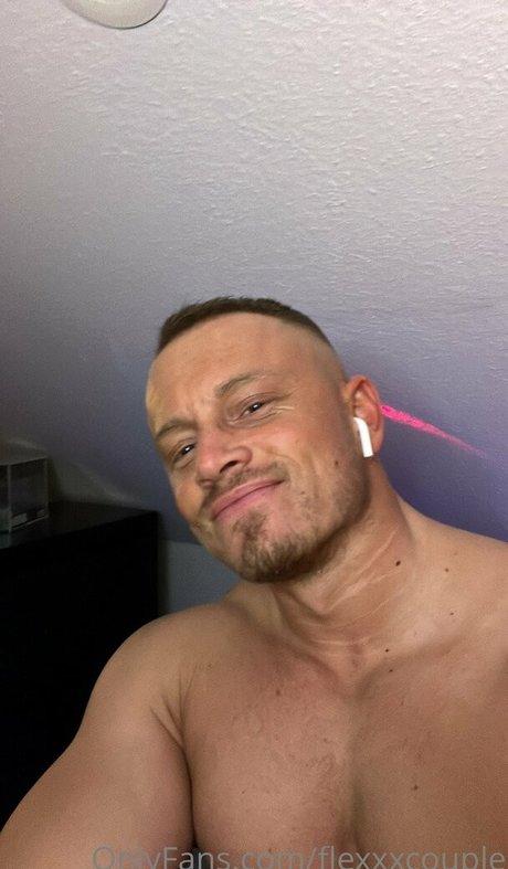 Flexxxcouple