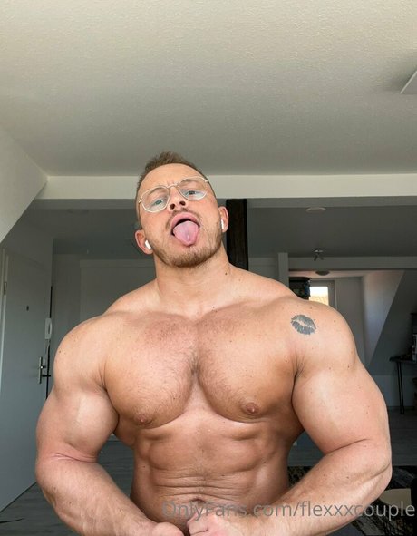 Flexxxcouple