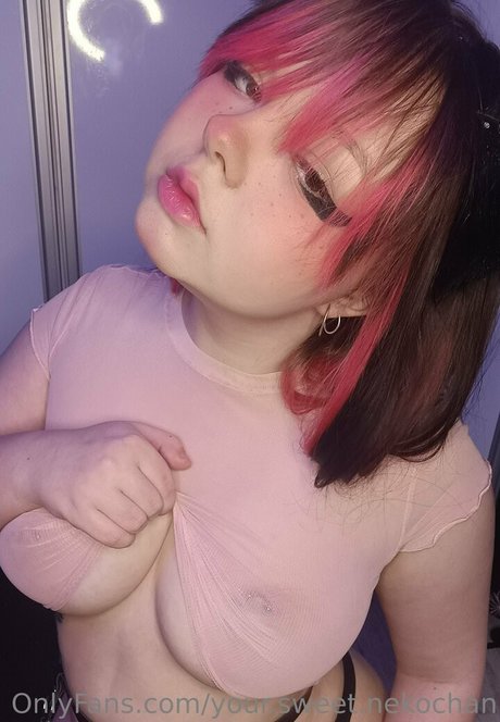 Nacktes geleaktes OnlyFans-Foto von Yoursweetnekochan