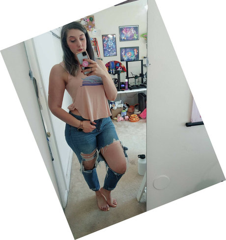 Mel Capperino-Garcia