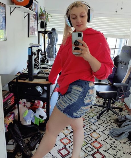 Mel Capperino-Garcia