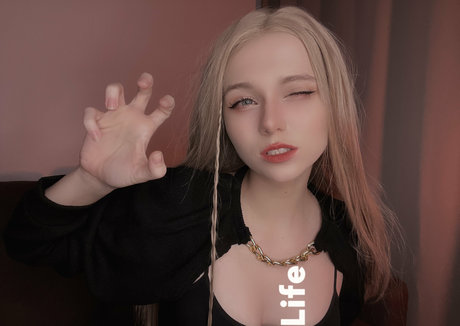 Nacktes geleaktes OnlyFans-Foto von Rachel Blossom