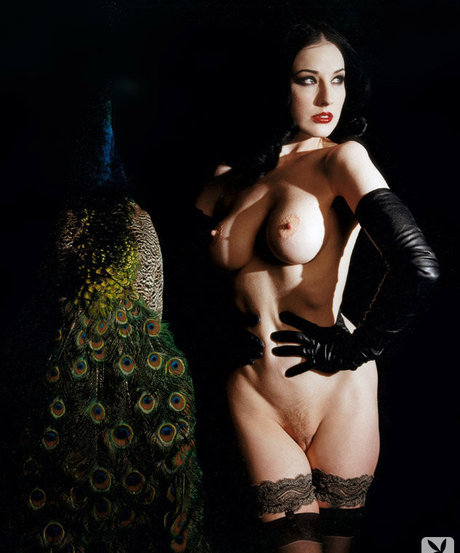 Nacktes geleaktes OnlyFans-Foto von Dita Von Teese