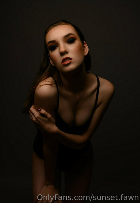 Nacktes geleaktes OnlyFans-Foto von Sunsetfawn