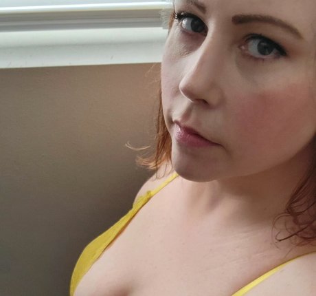 Nacktes geleaktes OnlyFans-Foto von Ave Stone