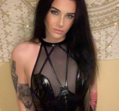 Nacktes geleaktes OnlyFans-Foto von Aliysha