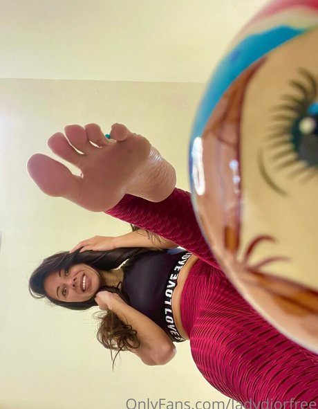 Nacktes geleaktes OnlyFans-Foto von Ladydiorfree