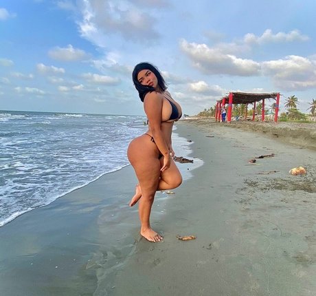 Nacktes geleaktes OnlyFans-Foto von Majo Doll