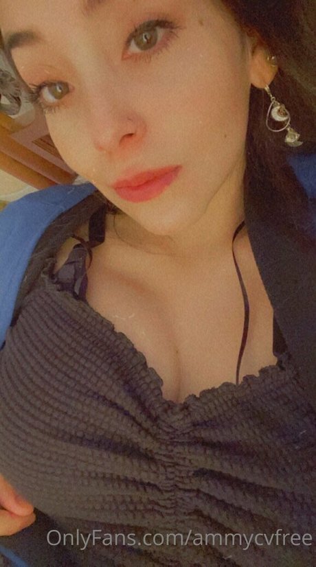 Nacktes geleaktes OnlyFans-Foto von Ammysfree