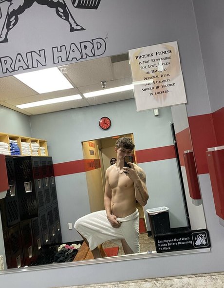 Nacktes geleaktes OnlyFans-Foto von Hungodeyfree