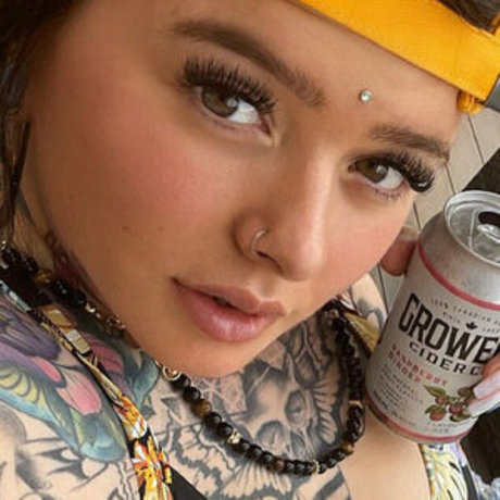 Nacktes geleaktes OnlyFans-Foto von Gillisbeennaughtyfree