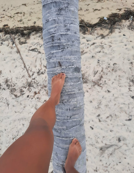 Nacktes geleaktes OnlyFans-Foto von Petitekate9