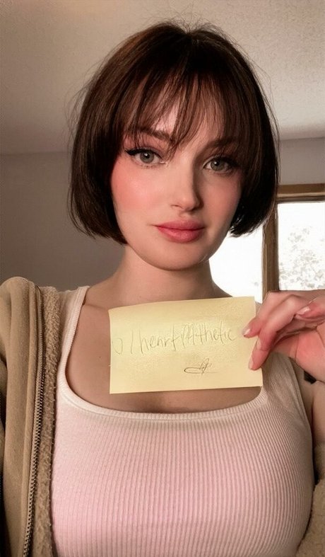 Nacktes geleaktes OnlyFans-Foto von Heartpathetic