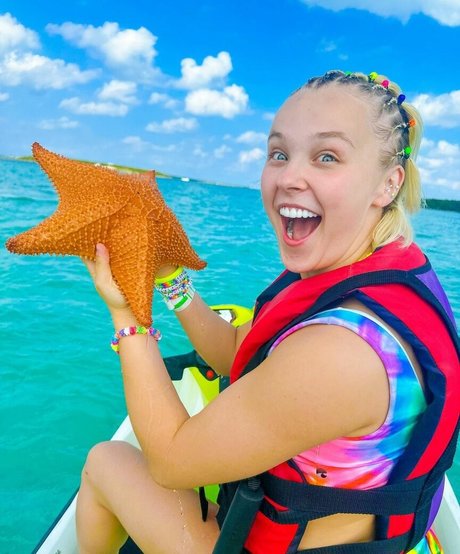 Nacktes geleaktes OnlyFans-Foto von Jojo Siwa