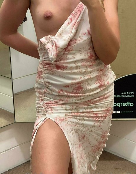 Nacktes geleaktes OnlyFans-Foto von Thedoctorhotwife