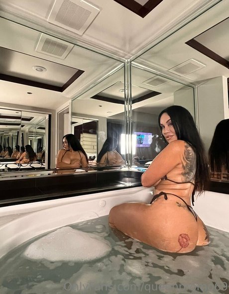 Nacktes geleaktes OnlyFans-Foto von Queenpromo69