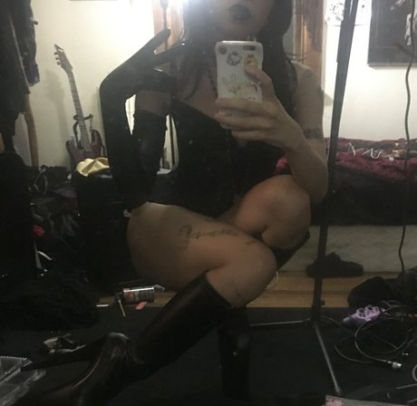 Nacktes geleaktes OnlyFans-Foto von Faeriesfilth