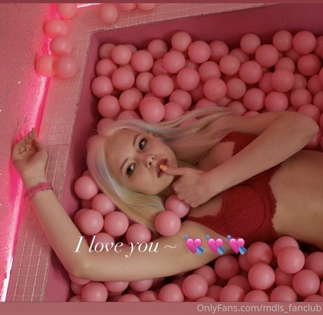 Nacktes geleaktes OnlyFans-Foto von Mdlsfanclub