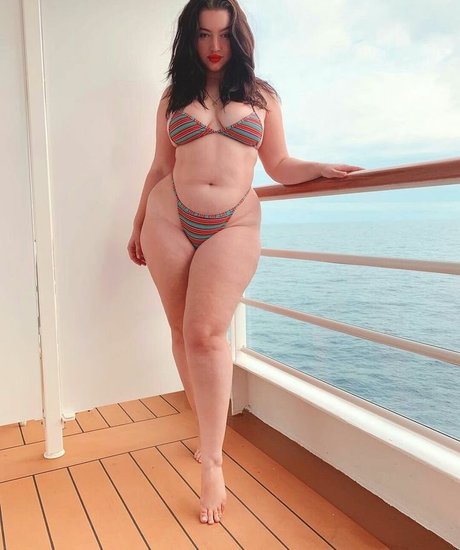 Nacktes geleaktes OnlyFans-Foto von Kellee Moran
