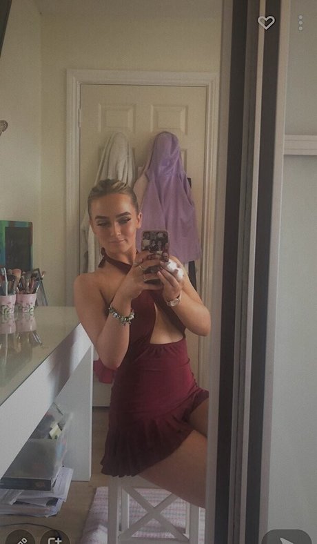 Nacktes geleaktes OnlyFans-Foto von Aiobhin