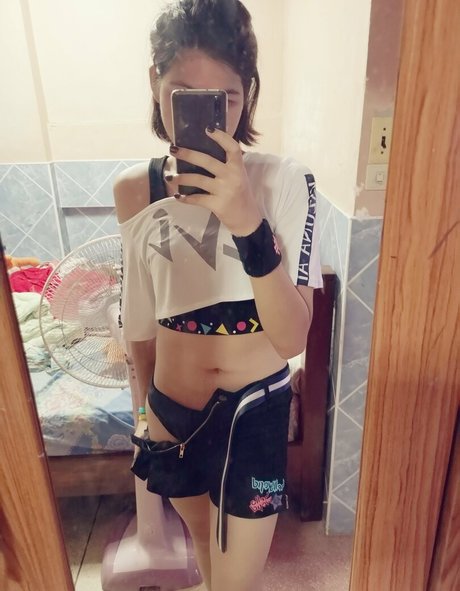 Nacktes geleaktes OnlyFans-Foto von Kirinaru