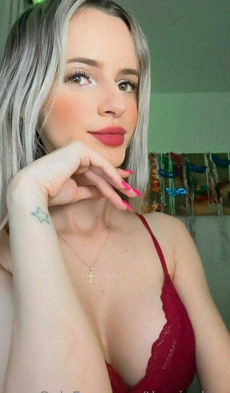 Nacktes geleaktes OnlyFans-Foto von Theninakim
