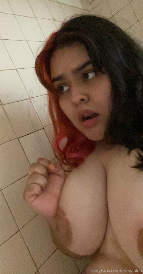 Nacktes geleaktes OnlyFans-Foto von Ahegaokiri