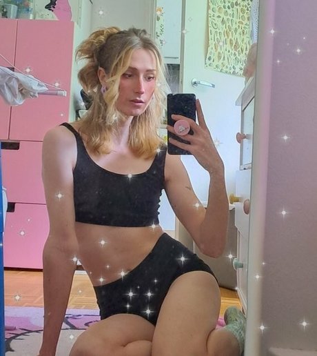 Nacktes geleaktes OnlyFans-Foto von Ruutifairy