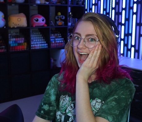 Nacktes geleaktes OnlyFans-Foto von Suopontwitch