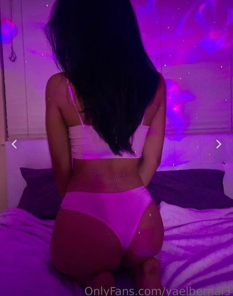 Nacktes geleaktes OnlyFans-Foto von Yael Bernal