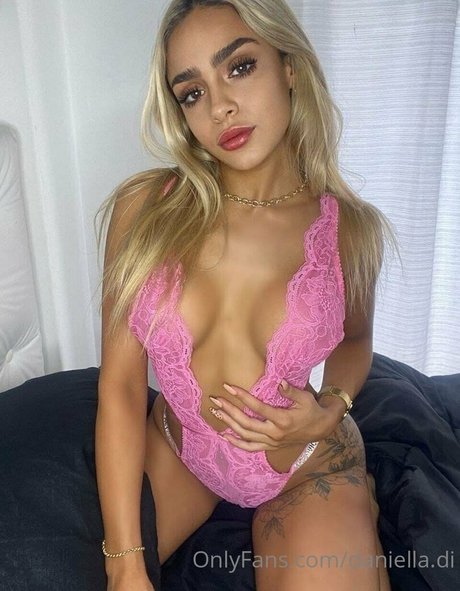 Nacktes geleaktes OnlyFans-Foto von Danielladi